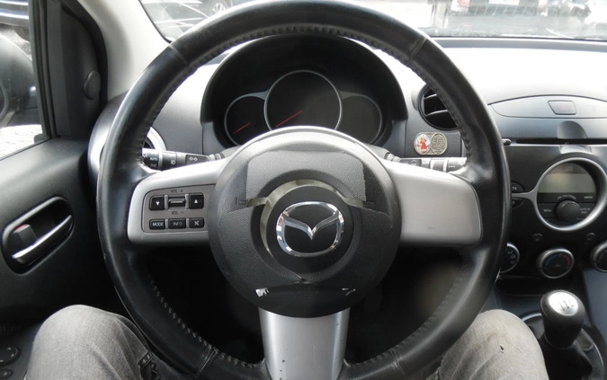 Mazda 2 cena 3900 przebieg: 95800, rok produkcji 2008 z Imielin małe 211